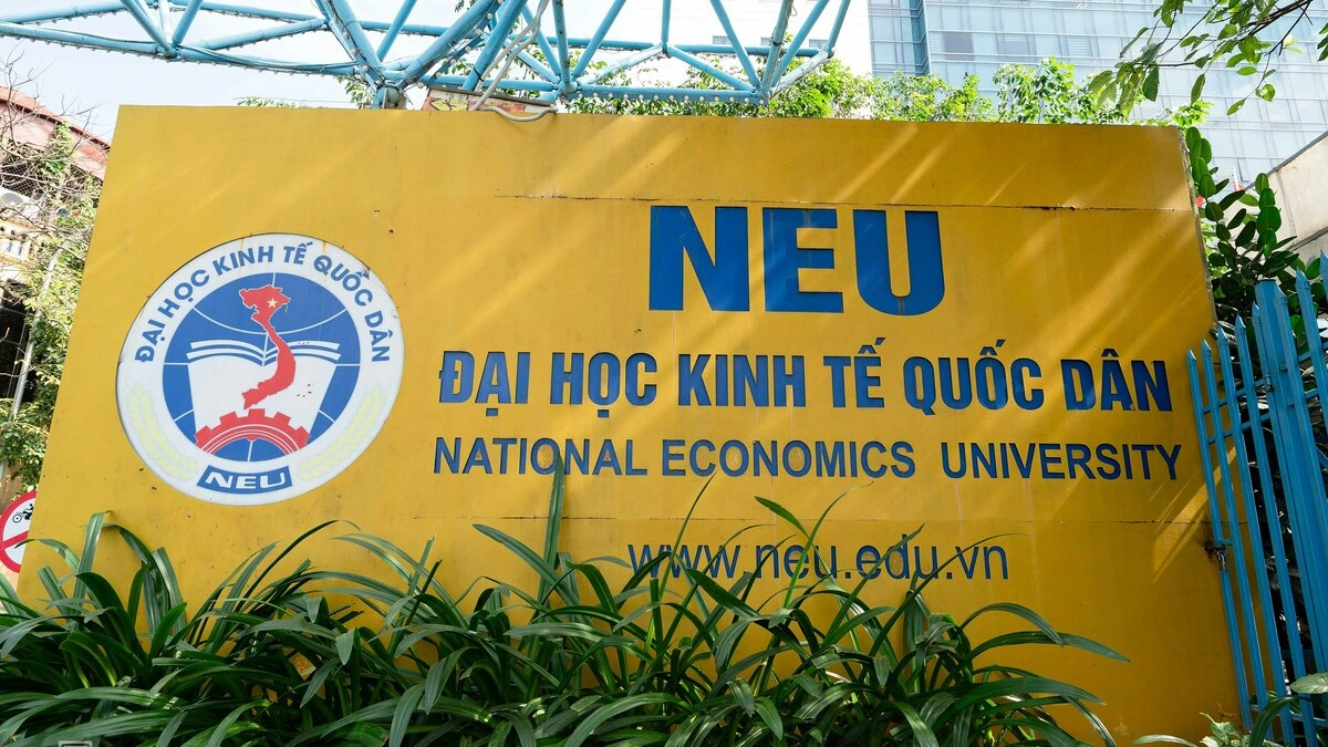 23.000 thí sinh nộp IELTS vào Đại học Kinh tế Quốc dân