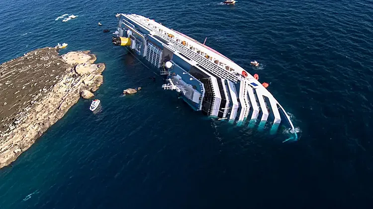 Sai lầm trên buồng lái dẫn đến thảm họa 'Titanic của Italy'