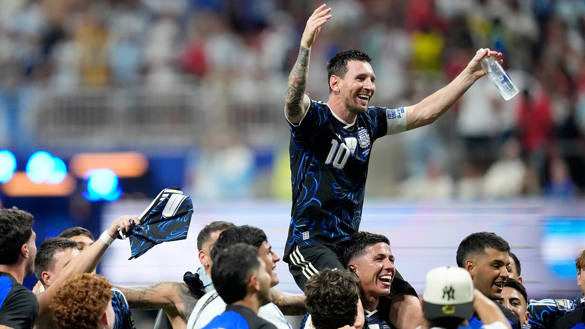 'Lời nguyền Anh' chờ Argentina ở chung kết World Cup