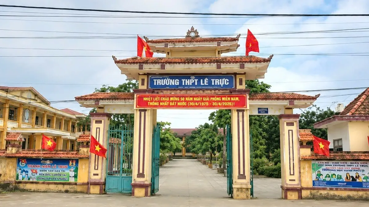 Quảng Trị khởi tố hai giáo viên vi phạm quy chế thi THPT 2026