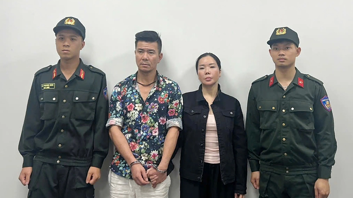 Cựu công an 'bắn' tin cho tội phạm, được bao du lịch miễn phí