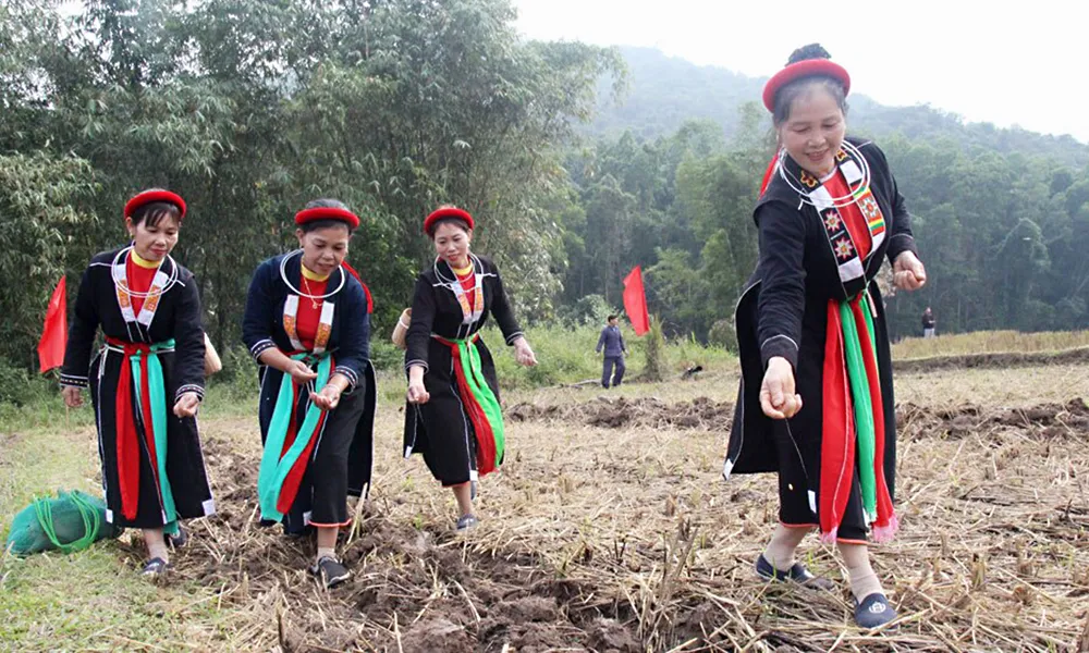 Lên Bắc Giang