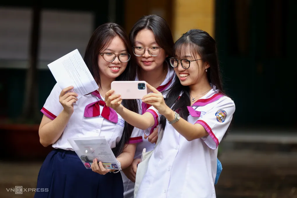 Học sinh thi tốt nghiệp tại TP HCM, tháng 6/2026. Ảnh: Quỳnh Trần