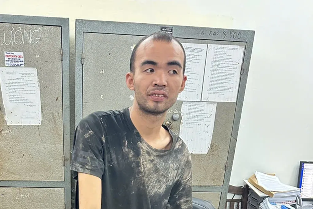 Nguyễn Văn Tình, một trong hai tên cướp khi bị bắt. Ảnh: Công an cung cấp