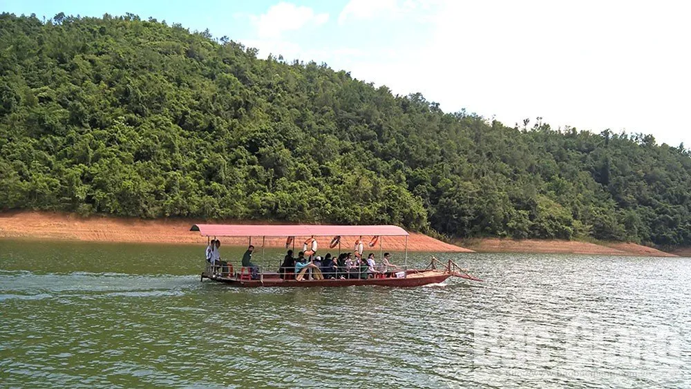 Khai thác lợi thế, phát triển du lịch cộng đồng ở Lục Ngạn