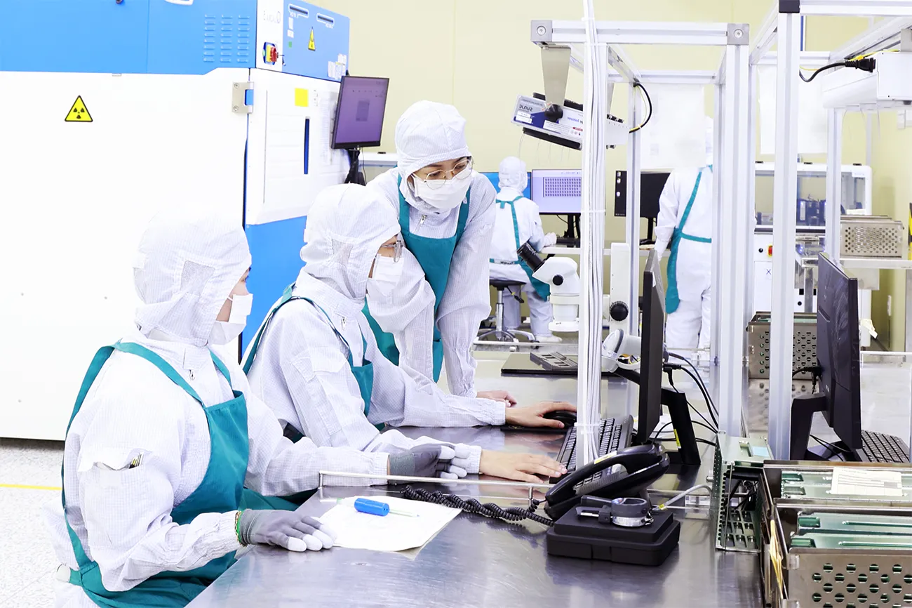 Tăng cường chấp hành pháp luật về lao động, việc làm, bảo hiểm xã hội và an toàn, vệ sinh lao động