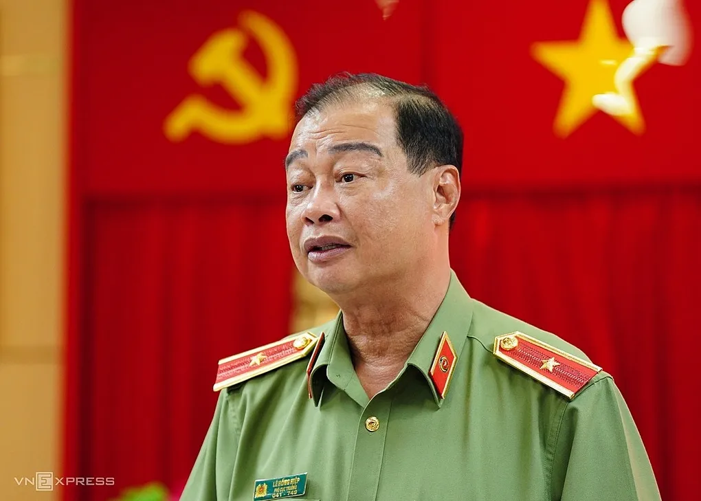 Thiếu tướng Lê Hồng Hiệp thông tin về sự kiện. Ảnh: Nguyễn Đông