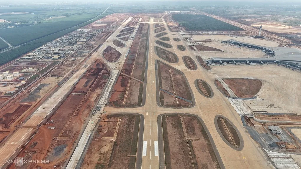 Công trường sân bay Long Thành nhìn từ trên cao. Ảnh: Phước Tuấn