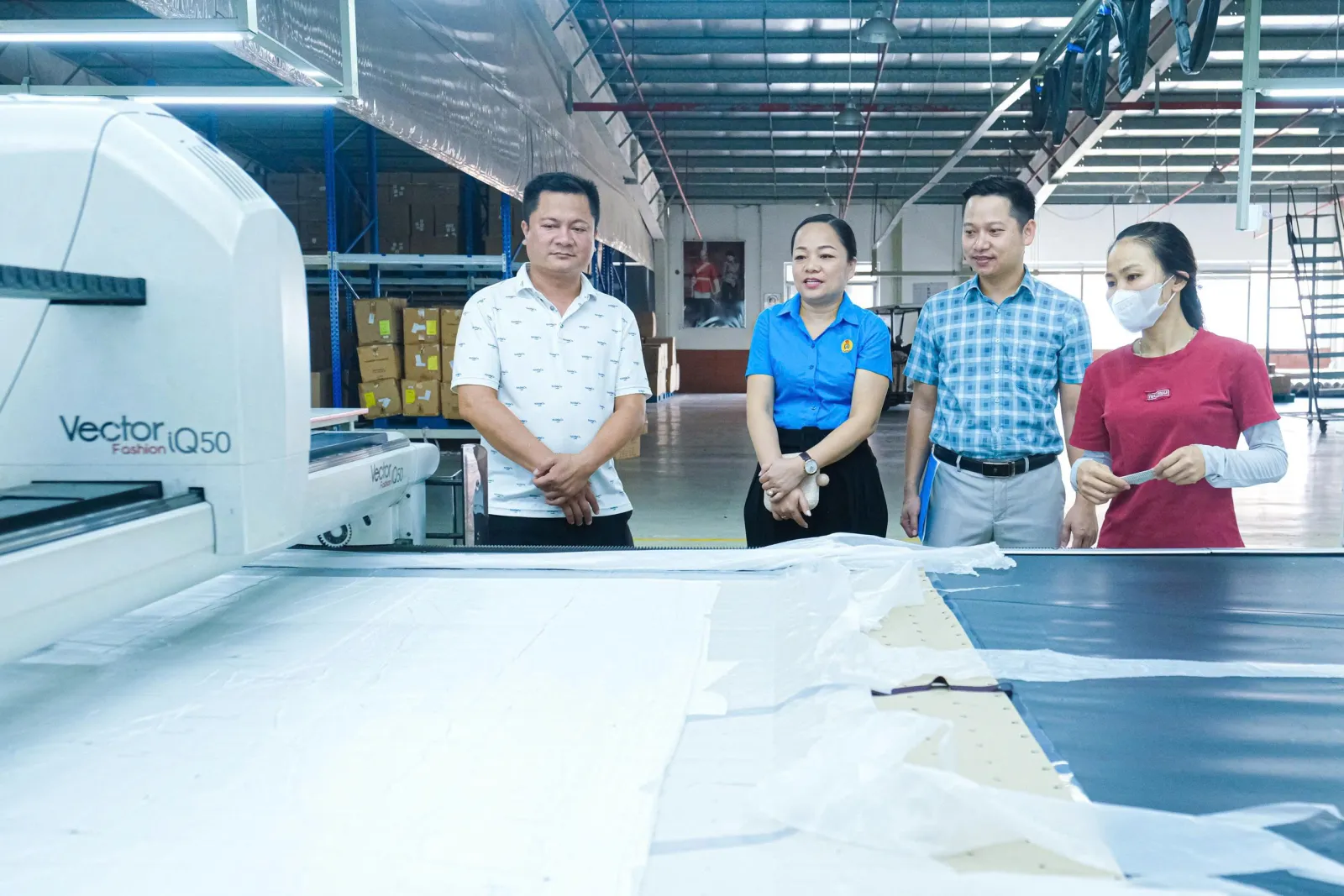 Tặng kem que, nhân đôi suất ăn ca, lắp hòm thư nóng: Công đoàn chăm lo 'trúng' nhu cầu công nhân - Ảnh 4.