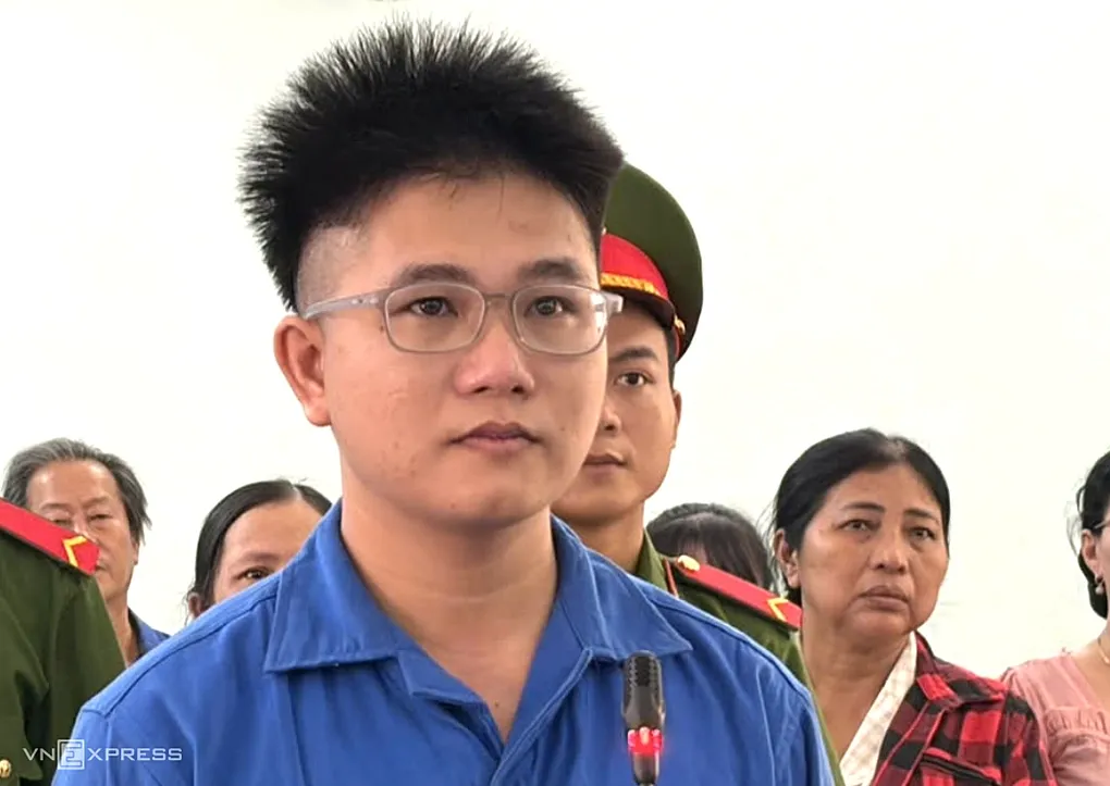 Bị cáo Nguyễn Duy Nhật. Ảnh: Võ Thạnh