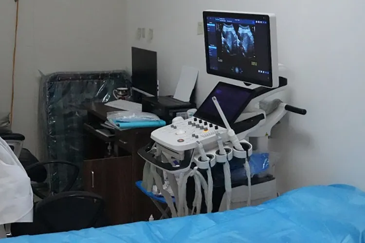 Bên trong Phòng khám đa khoa Y học Nghệ An. Ảnh: Công an cung cấp