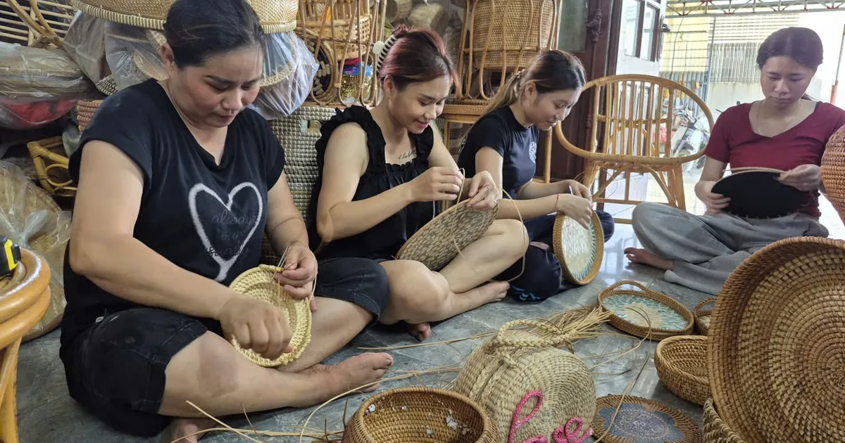 Từ bàn tay khéo léo đến thương hiệu OCOP: Tinh hoa thủ công từ làng nghề trăm tuổi