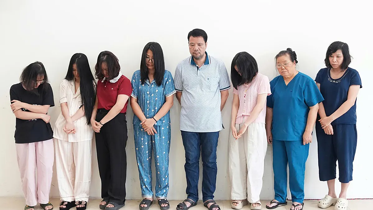 10 người bị bắt vì 'vẽ bệnh' thu hàng chục tỷ đồng