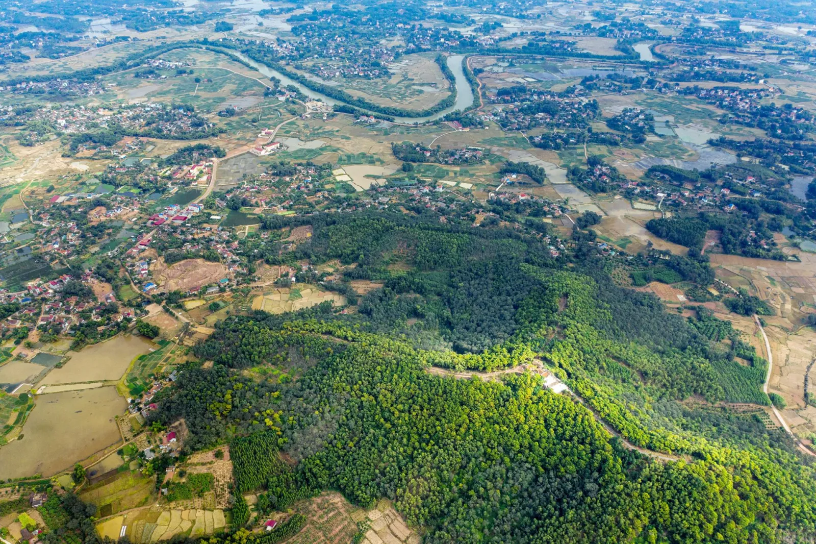 Khu di tích núi Dành, hội tụ, sắc màu văn hóa, sản vật tiến Vua, nem nướng Liên Chung, sông Thương, điểm du lịch Khu di tích núi Dành, hội tụ, sắc màu văn hóa, sản vật tiến Vua, nem nướng Liên Chung, sông Thương, điểm du lịch