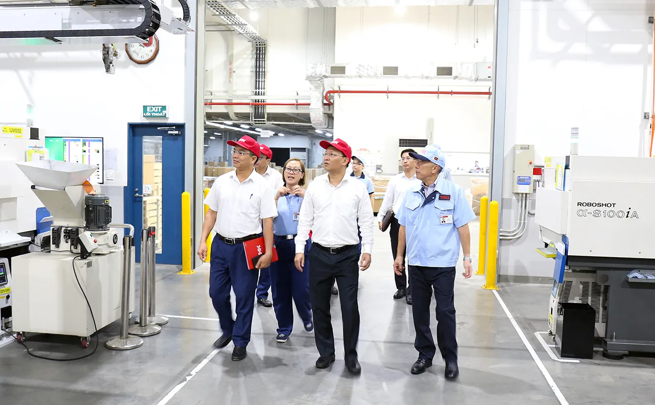 Phó Chủ tịch UBND tỉnh Phạm Văn Thịnh làm việc tháo gỡ khó khăn cho các doanh nghiệp tại Khu công nghiệp Tiên Sơn