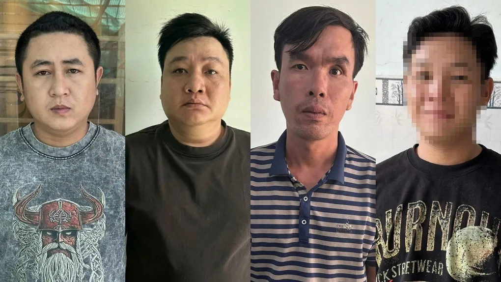 Bùi Trường Thành, Đinh Văn Minh Tiến, Nguyễn Trần Minh Tuấn, Huỳnh Tấn Đạt (từ trái qua) tại cơ quan điều tra. Ảnh: Dương Đông