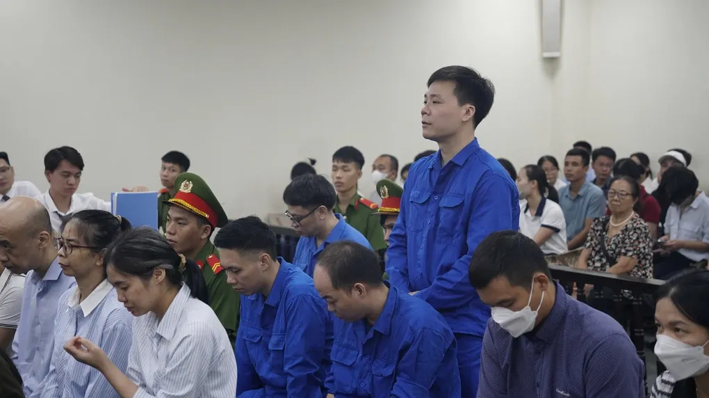 Tòa: Hai cựu cán bộ hải quan nhận hối lộ nhưng giải quyết đúng quy định