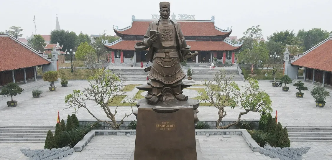 Điểm du lịch đền thờ Thái úy Lý Thường Kiệt