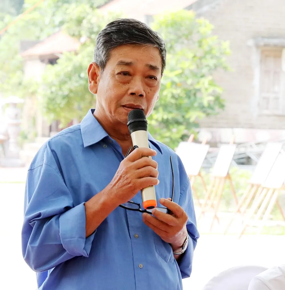 Ông Trần Văn Lạng trao đổi tại hội thảo. Ông Trần Văn Lạng trao đổi tại hội thảo.