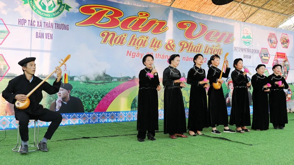 Níu khách bằng chất lượng dịch vụ