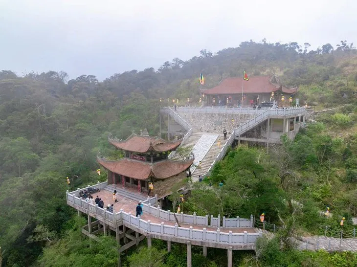 KHU DU LỊCH TÂM LINH – SINH THÁI TÂY YÊN TỬ