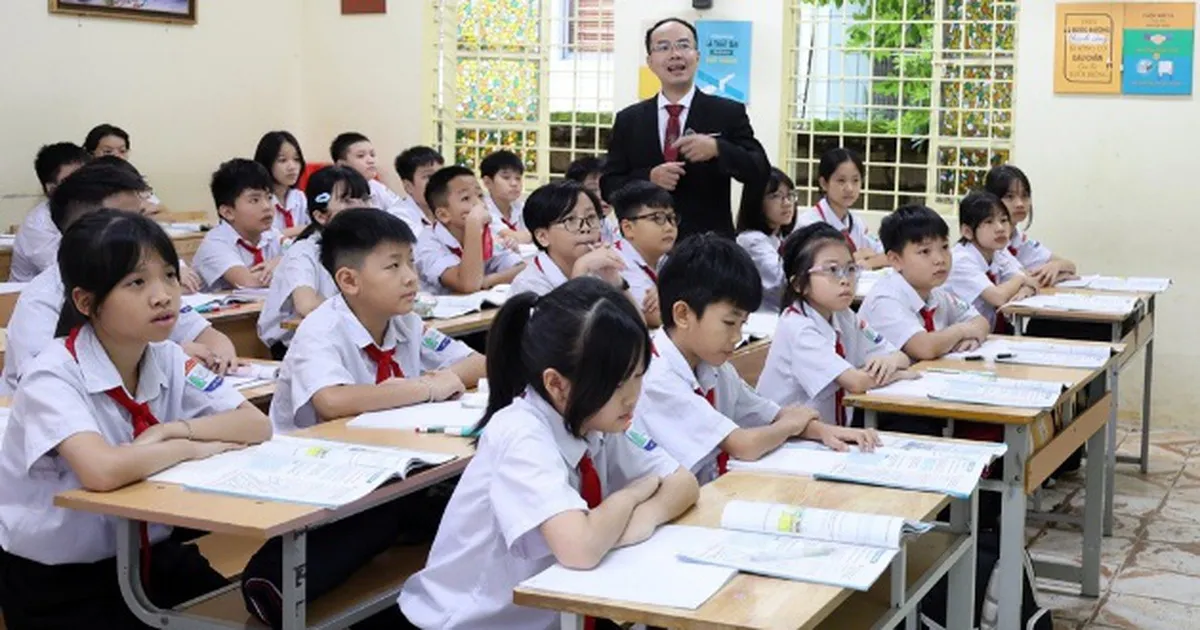 Tính thời gian xếp loại giáo viên khi xét thăng hạng