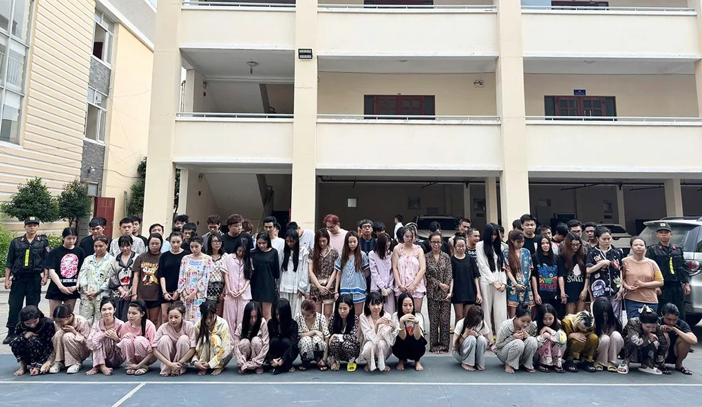 Những người liên quan trong đường dây. Ảnh: Công an TP HCM