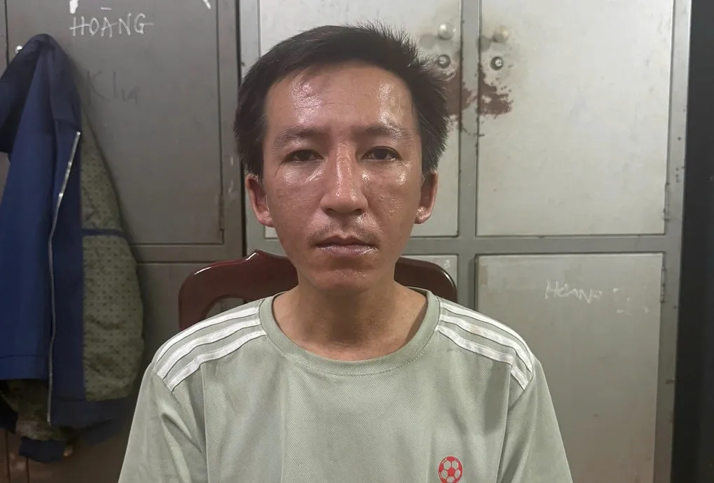 Phạm Trường Giang tại cơ quan điều tra. Ảnh: Dương Đông