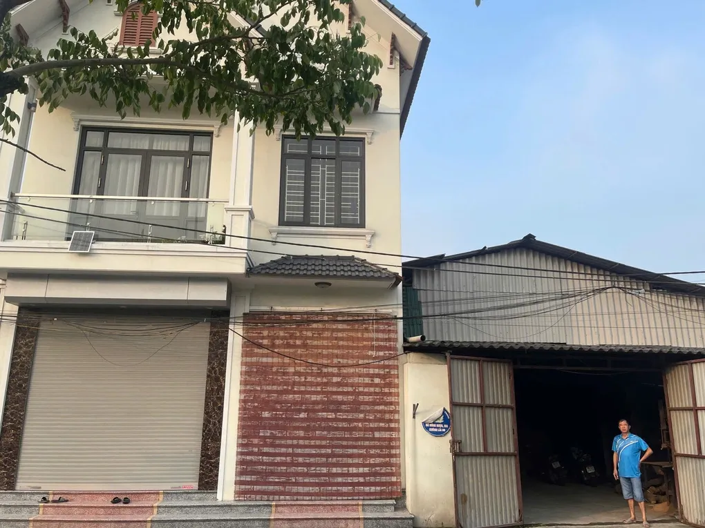 Khu đất đã được người con xây dựng nhà ở, xưởng gỗ nhiều năm trước. Ảnh: Danh Lam