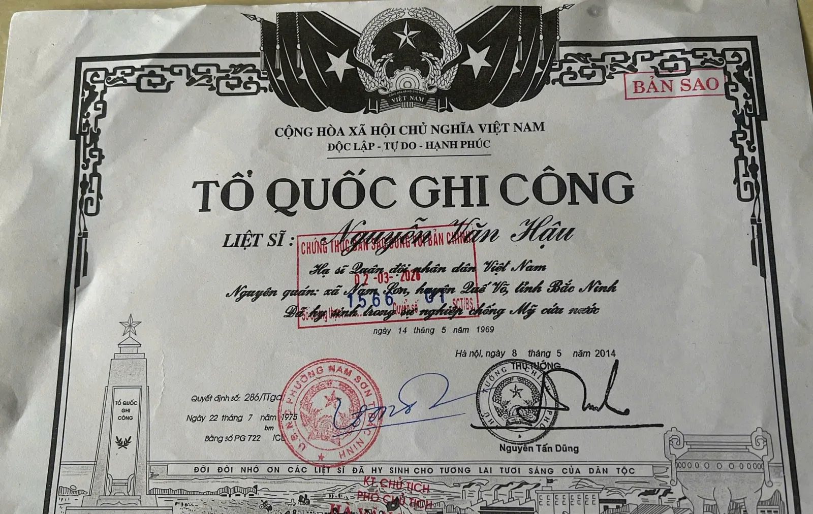 Tìm ra cô gái trong bức ảnh dưới mộ liệt sĩ vừa khai quật lấy mẫu ở Đà Nẵng, người này còn sống - Ảnh 5.