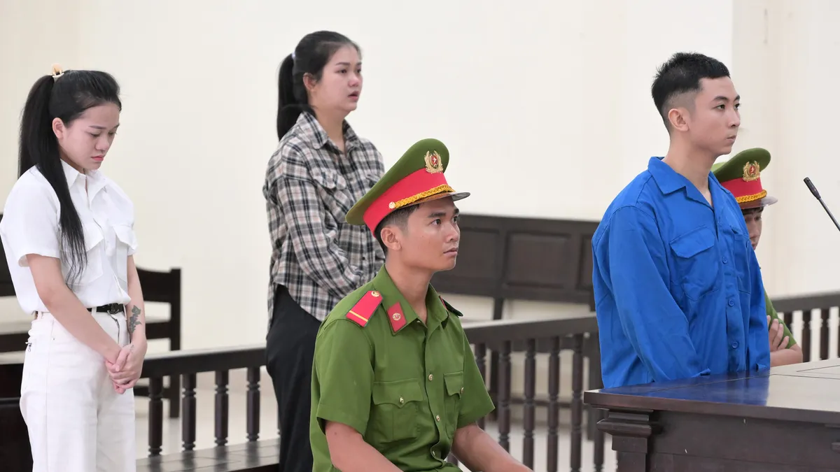 Thuốc giảm cân giả làm từ bột mì, trà xanh