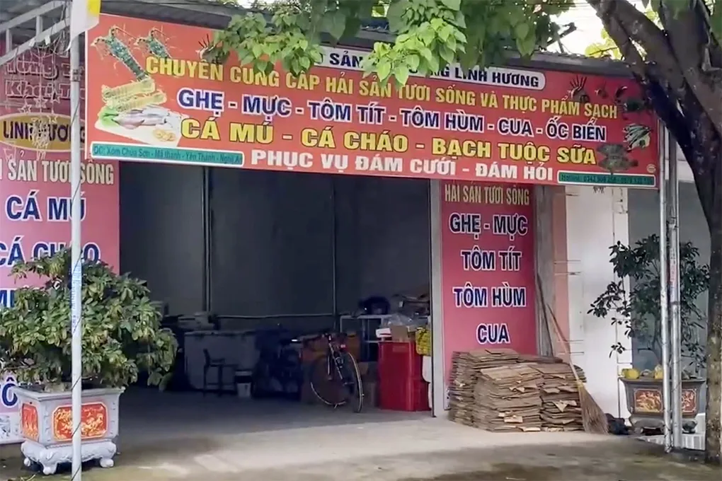 Cửa hàng buôn bán hải sản của Hương tại xã Bình Minh. Ảnh: Hòa Vang