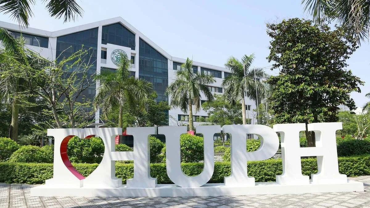Điểm chuẩn Đại học Y tế công cộng từ 18,8 trở lên