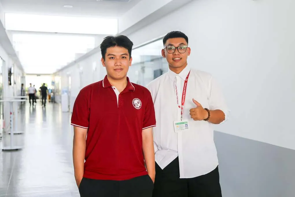 Sinh viên trường Đại học Việt Nhật, Đại học Quốc gia Hà Nội. Ảnh: Fanpage trường