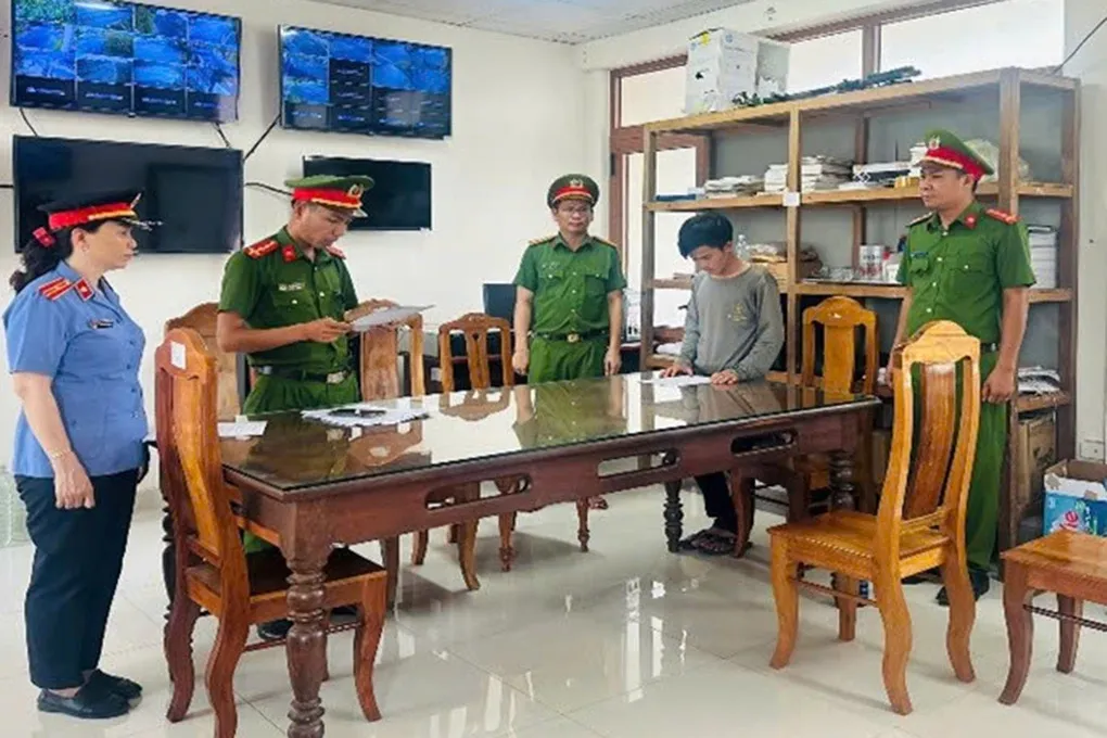 Trương Chí Lịch tại cơ quan điều tra. Ảnh: Ngọc Oanh