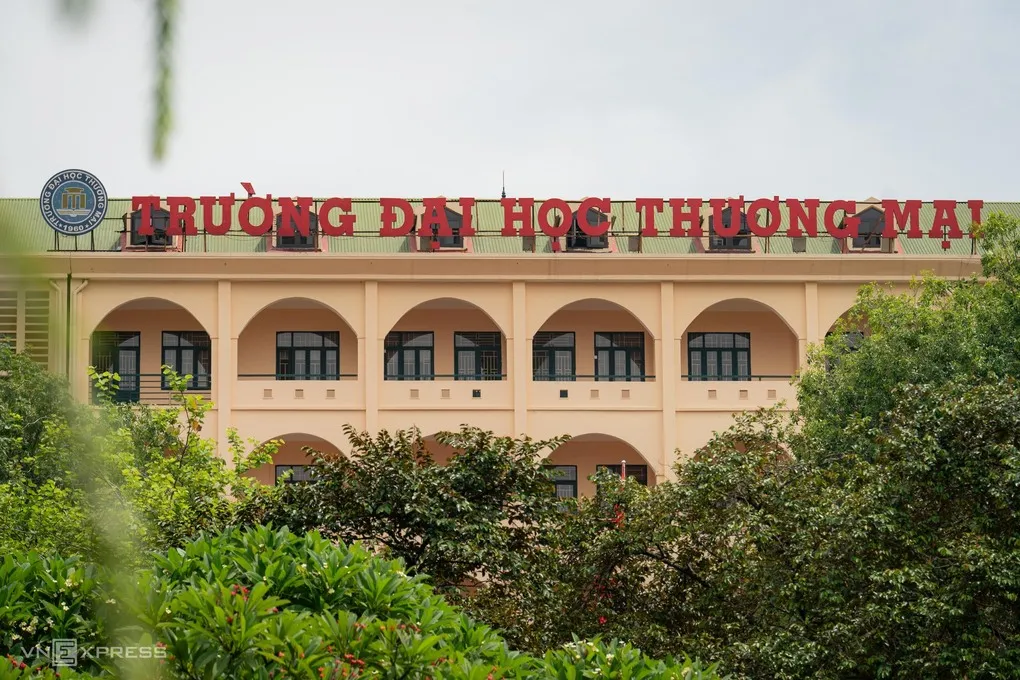 Khuôn viên trường Đại học Thương mại (TMU), tháng 7/2026. Ảnh: Hoàng Giang