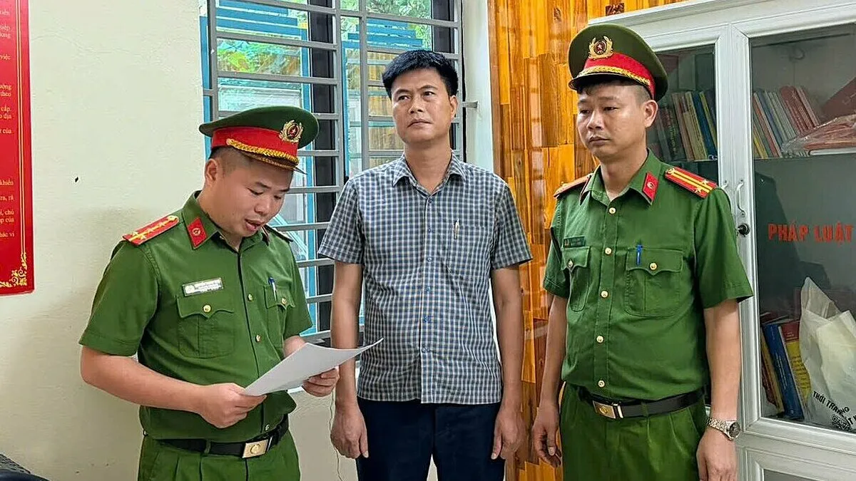 Cựu chủ tịch xã bị khởi tố vì tự ý cho thuê đất bãi bồi ven sông