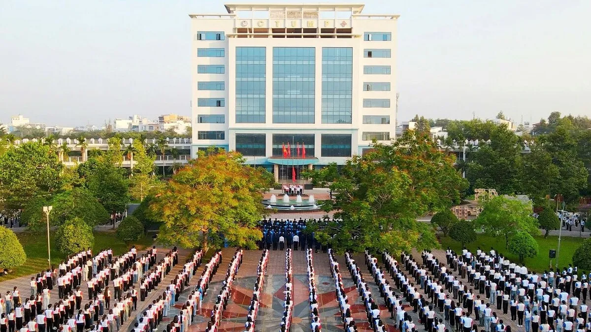 Điểm chuẩn Đại học Y Dược Cần Thơ tăng, cao nhất 25,3