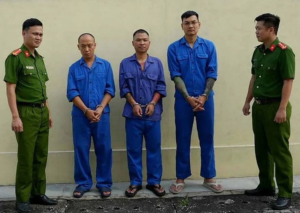 Vua Quạt, Khánh Sky và Hồ Văn Khoa lúc bị bắt. Ảnh: Công an cung cấp