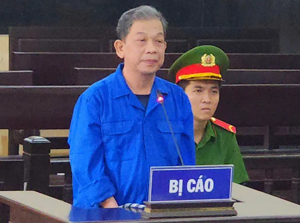 Phan Tấn Phòng tại tòa. Ảnh: Nam An