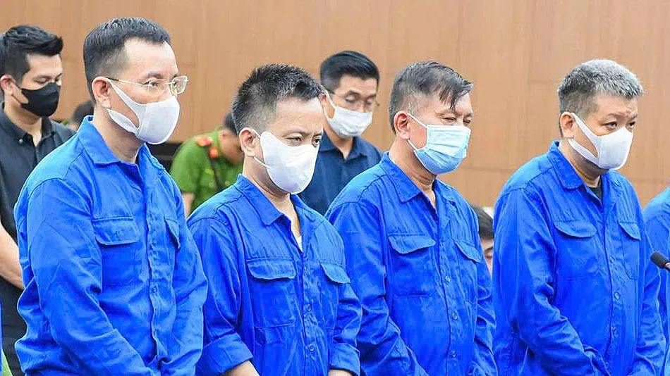 Cựu thứ trưởng Nguyễn Bá Hoan được tòa tuyên trả lại gần 5 tỷ đồng nộp thừa