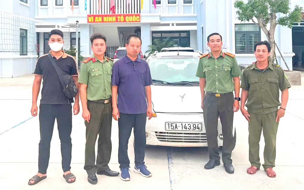 Nghĩa bị bắt giữ sau 38 giờ gây án. Ảnh: CAĐN