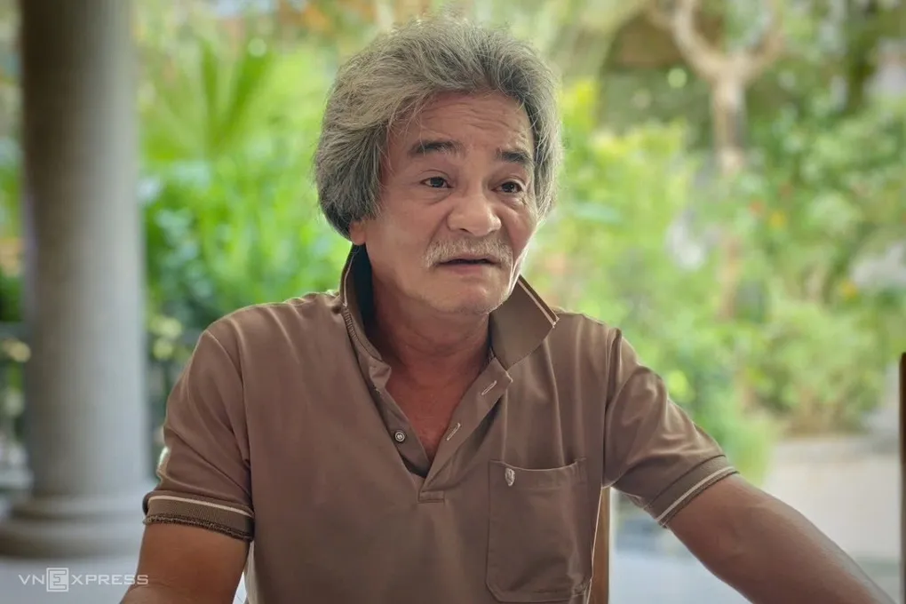 Ông Đặng Huy Dũng, người trúng đấu giá lô đất không có trên thực địa ở xã Bình Sơn, Quảng Ngãi. Ảnh: Phạm Linh