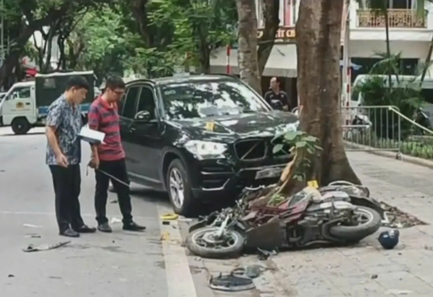 Công an lên tiếng vụ tai nạn giao thông ở phố Nguyễn Huy Tự