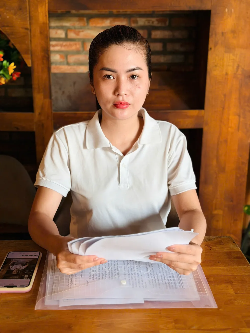 Sau hơn 2 năm bị chồng ngăn cản, đến nay bà Đồng Thị Ngân vẫn chưa được nuôi con hợp pháp. Ảnh: Hoàng Nam