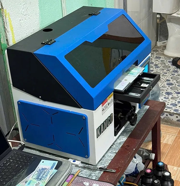 Máy móc in tiền giả được phát hiện tại nhà Huỳnh Quốc Thanh. Ảnh: Công an Cần Thơ