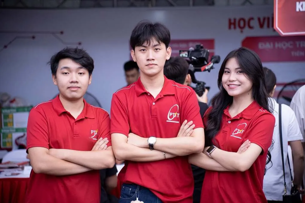 Học viện Công nghệ Bưu chính Viễn thông tham gia tư vấn tuyển sinh hồi tháng 7. Ảnh: PTIT
