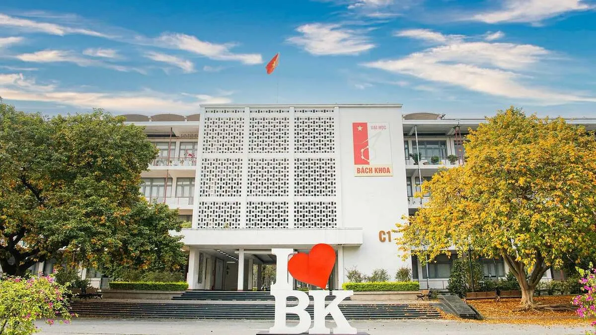 Điểm chuẩn Đại học Bách khoa Hà Nội tiệm cận 30