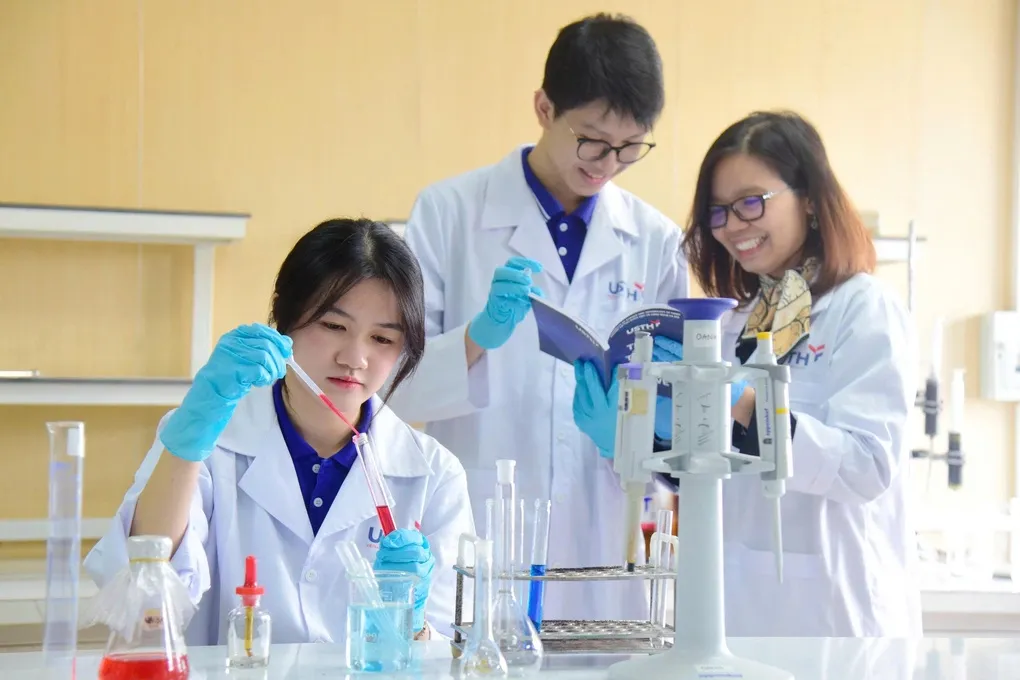 Sinh viên Đại học Khoa học và Công nghệ Hà Nội. Ảnh: USTH