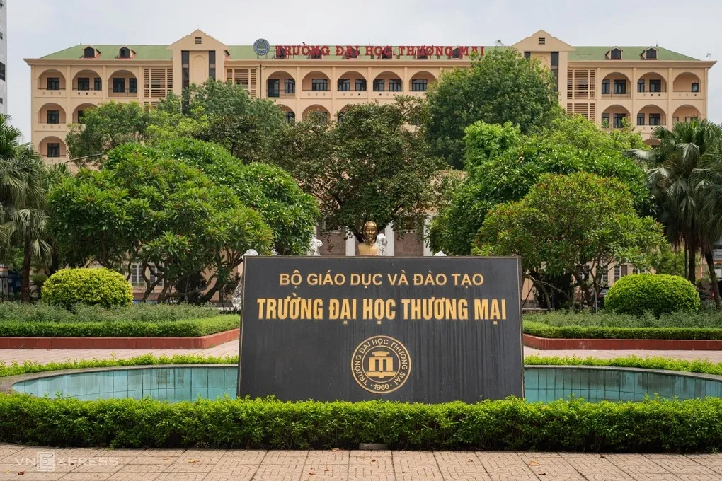 Khuôn viên trường Đại học Thương mại (TMU), tháng 7/2026. Ảnh: Hoàng Giang